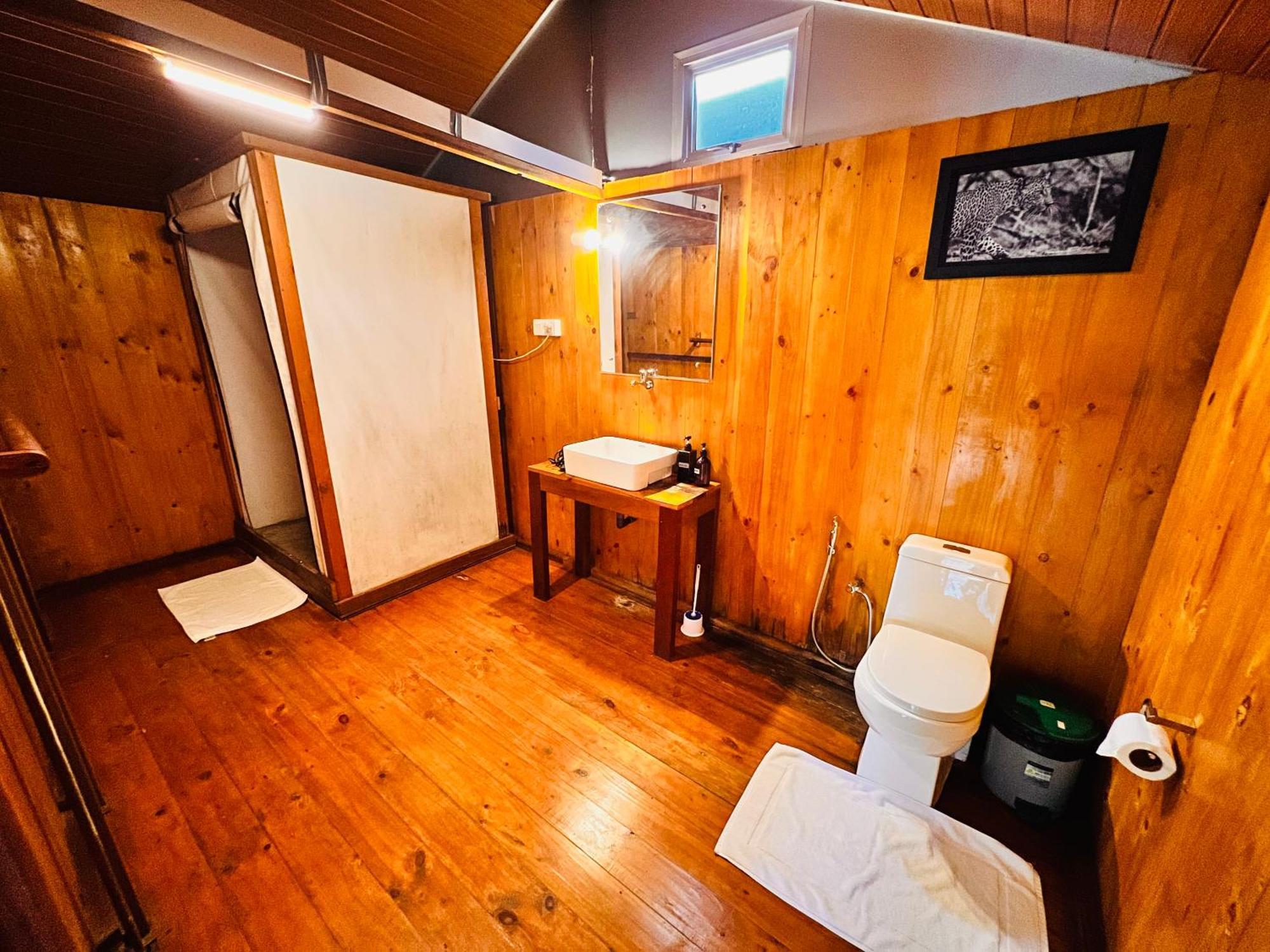 Yala Hotel Lion -Air Conditioned High Luxury Safari Camp Экстерьер фото