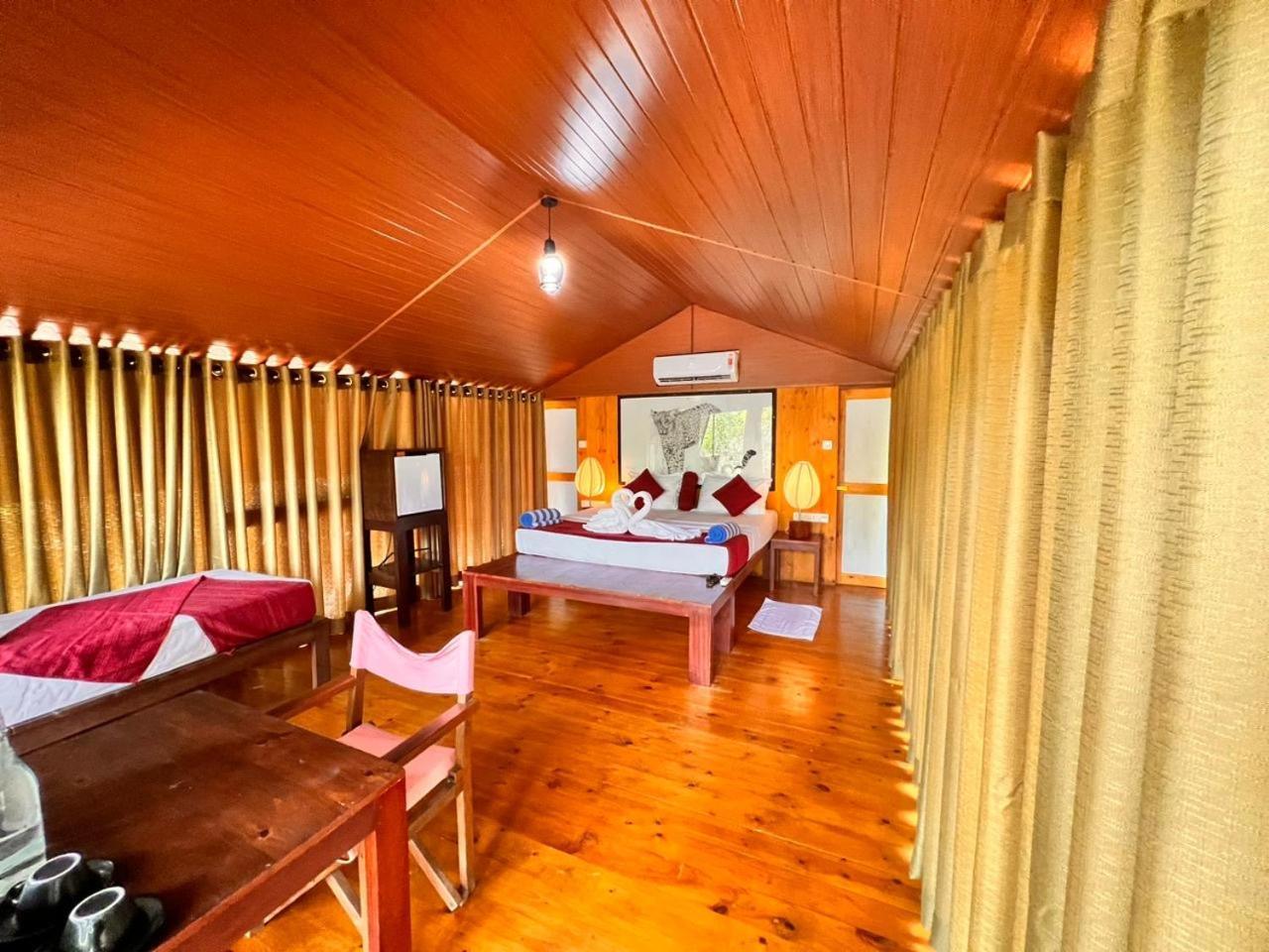 Yala Hotel Lion -Air Conditioned High Luxury Safari Camp Экстерьер фото