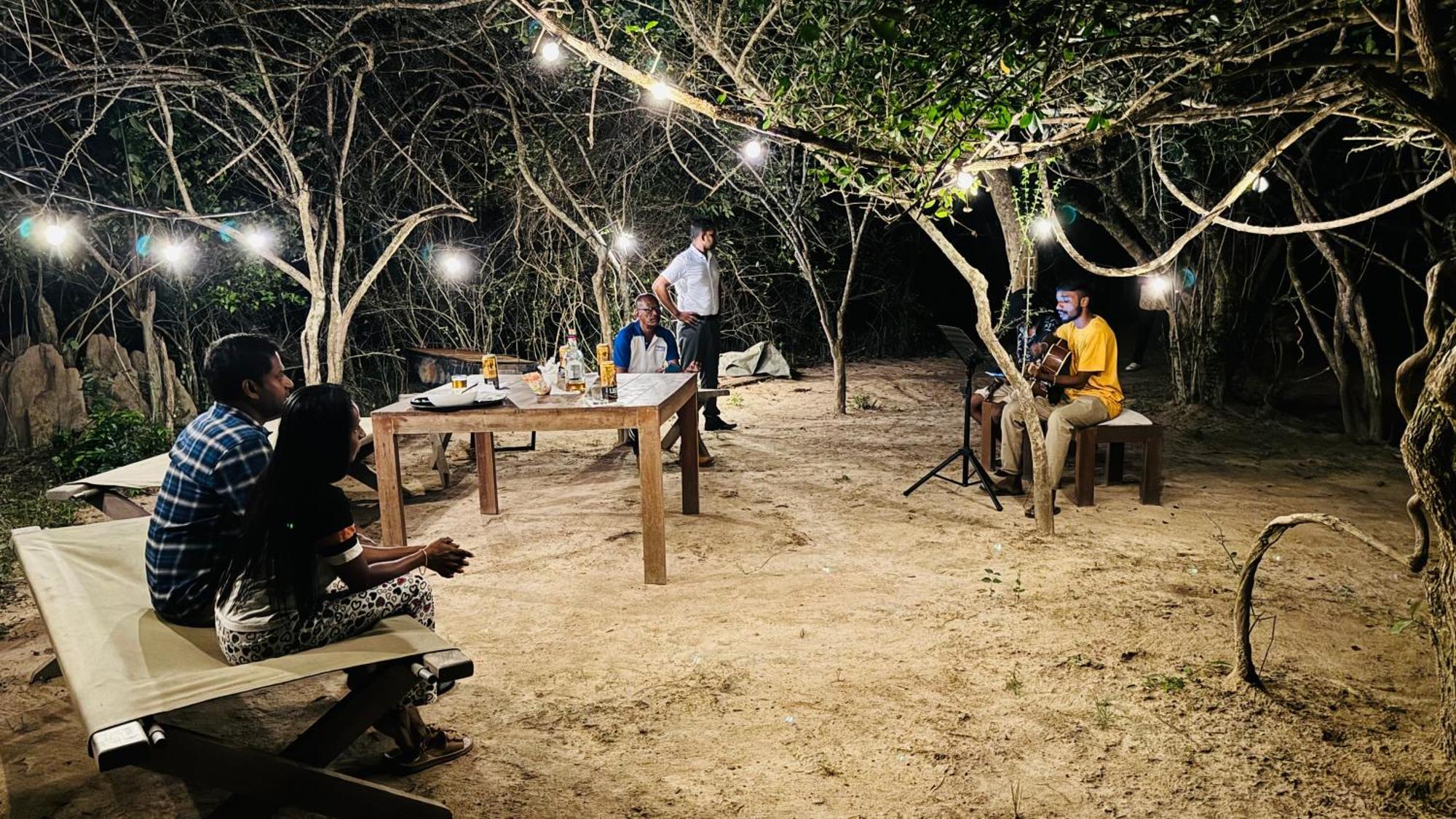 Yala Hotel Lion -Air Conditioned High Luxury Safari Camp Экстерьер фото