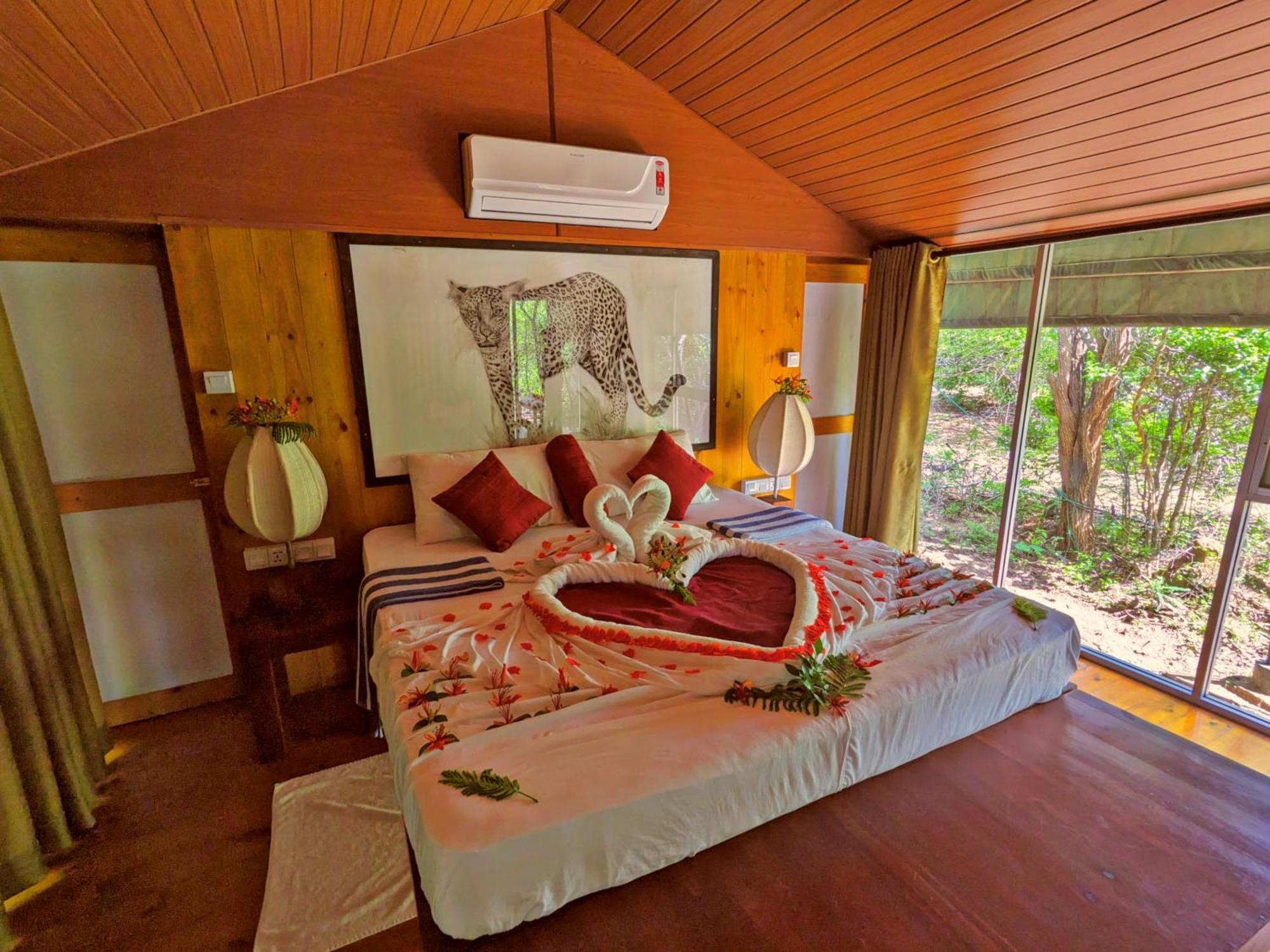 Yala Hotel Lion -Air Conditioned High Luxury Safari Camp Экстерьер фото